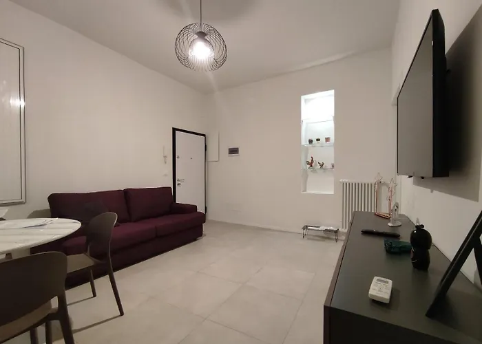 Avesella House